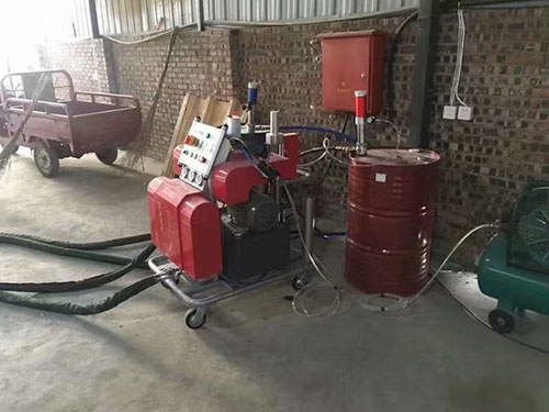 鎮(zhèn)江周邊電廠煙囪聚脲防腐噴涂施工(圖2) 防腐聚脲噴涂設備施工案例